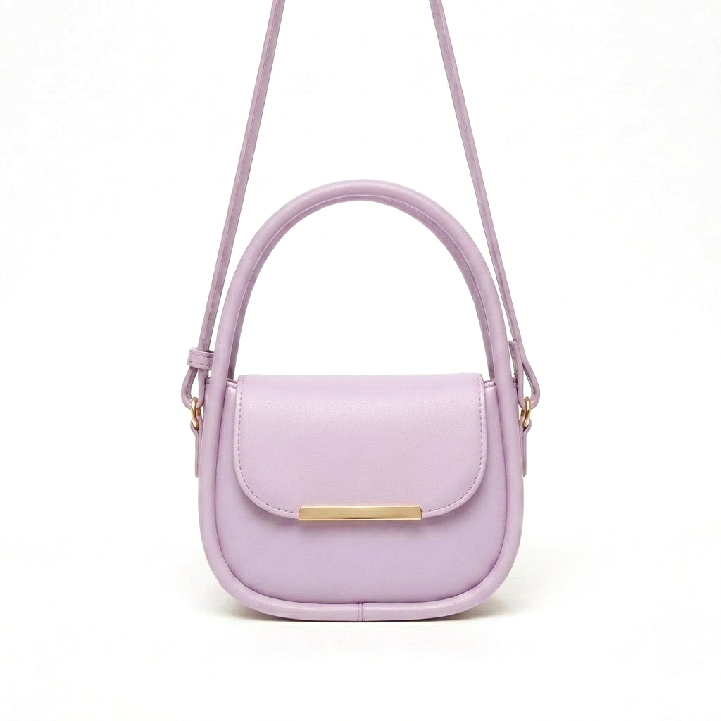 Curve Saddle Bag Main image